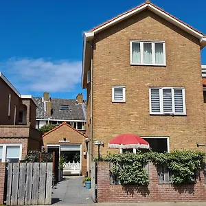Short Apartment